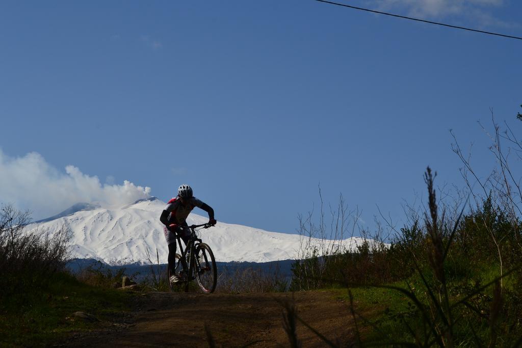 Etna Bike Holiday Цафферана-Етнеа Екстер'єр фото